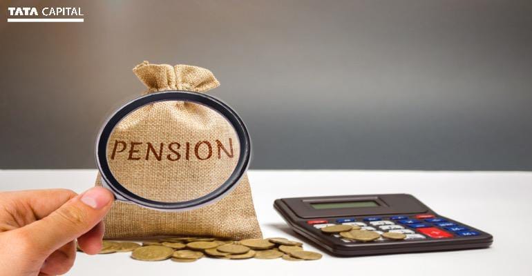 Government should restore old pension and regularize contract employees