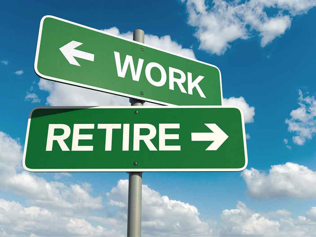 Dark shadow on Teachers' Day! Pass the TET in two years, otherwise forced retirement